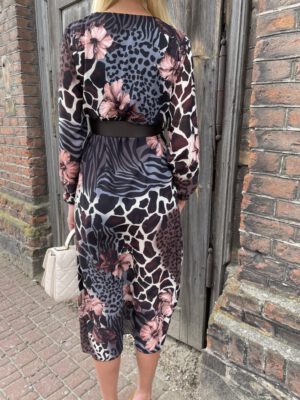 SUKIENKA MIDI Z PASKIEM PUDROWY KWIAT