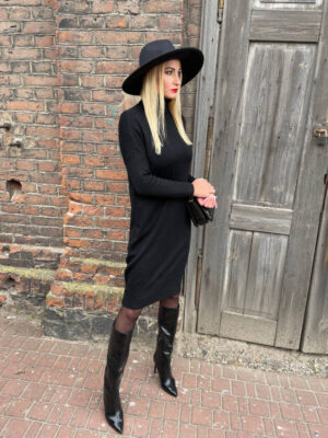 SUKIENKA AILEEN SWETERKOWA Z GOLFEM BLACK