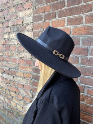 KAPELUSZ CASSIE BLACK