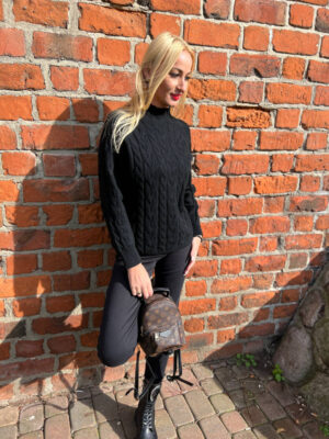 SWETER  THICK BRAID BLACK
