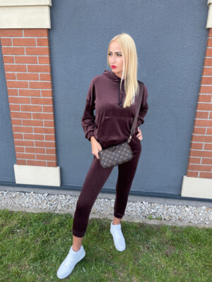 DRES WELUR CZEKOLADA